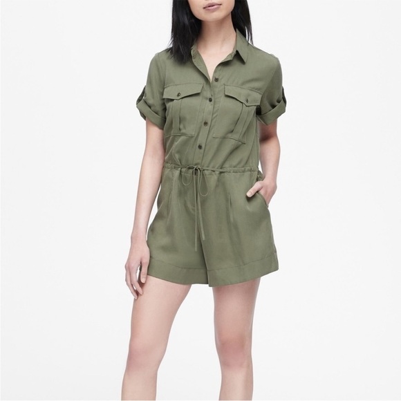 Banana Republic Romper Women's 12 Green Button Playsuit Safari Utility Summer - Picture 6 of 6